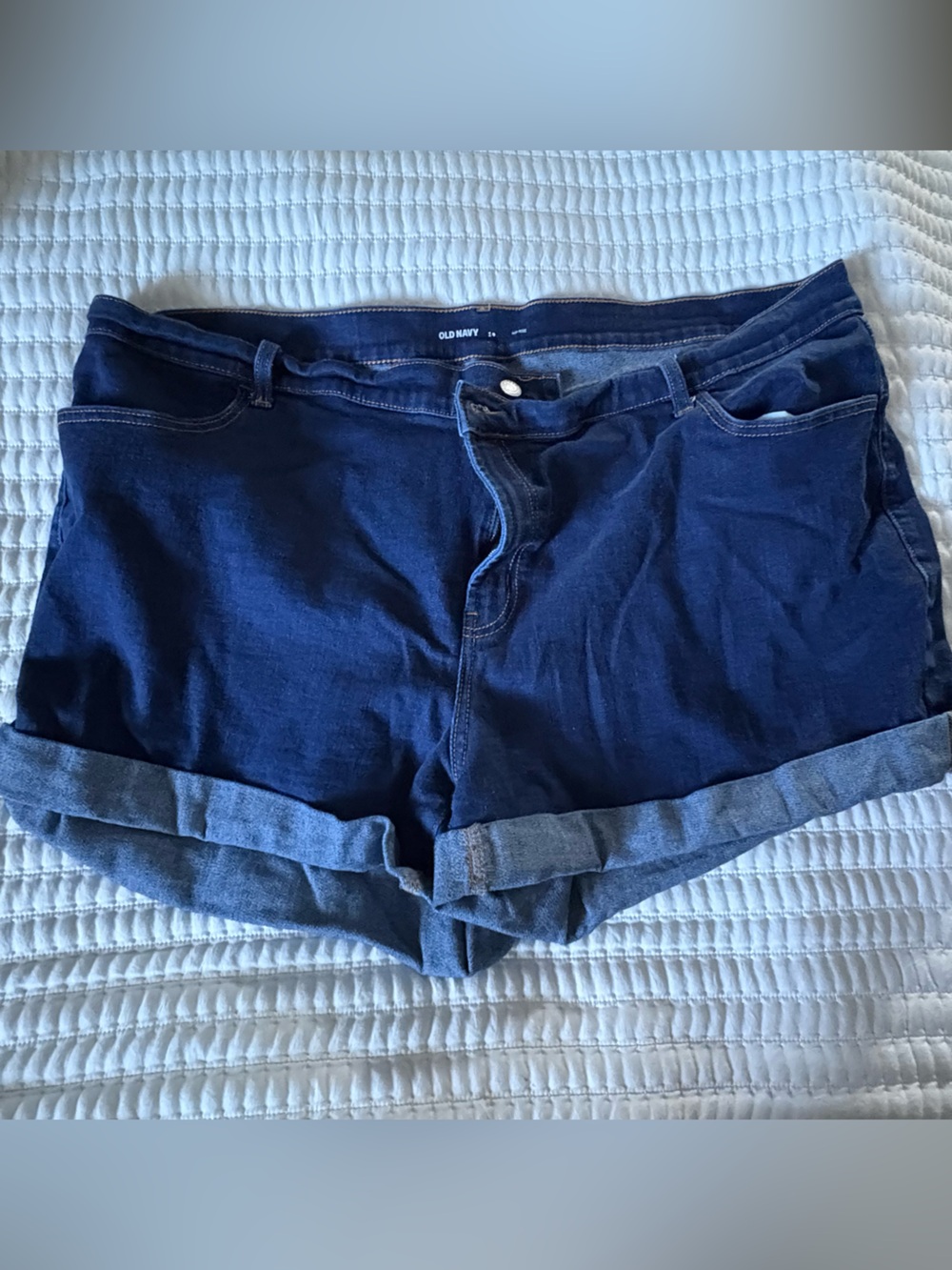 Old Navy Size 24 Dark Blue Denim Roll-Cuff Women's Shorts